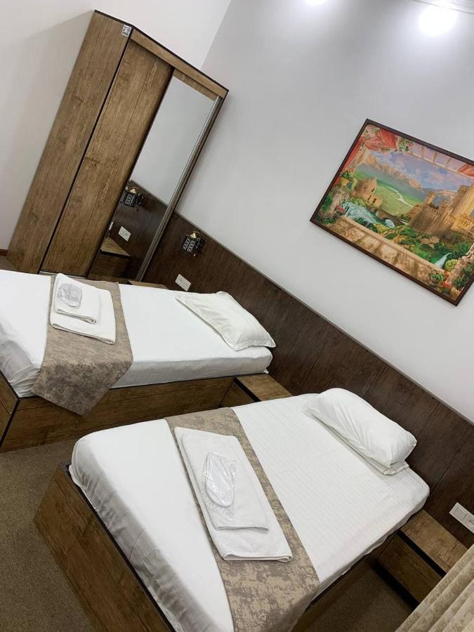 Art Rakat Hotel Tashkent Luaran gambar
