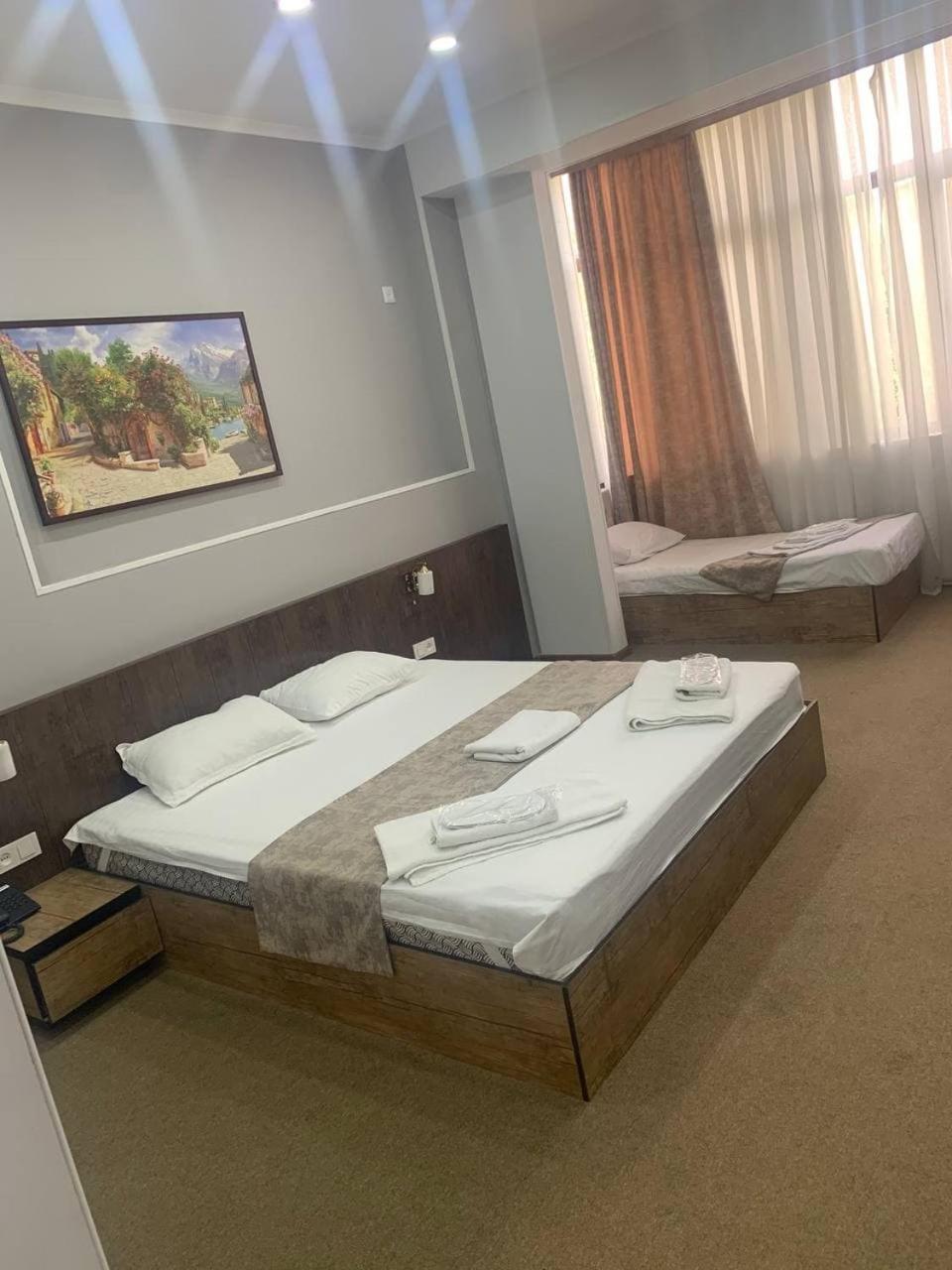 Art Rakat Hotel Tashkent Luaran gambar