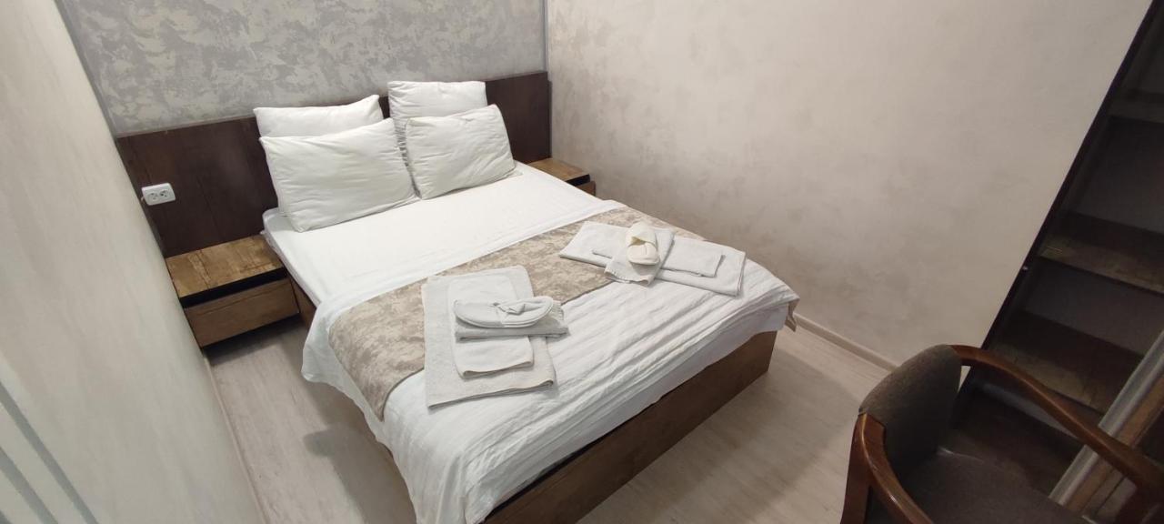 Art Rakat Hotel Tashkent Luaran gambar