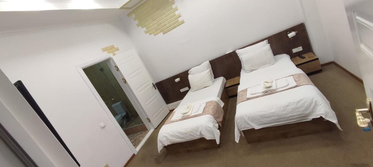 Art Rakat Hotel Tashkent Luaran gambar