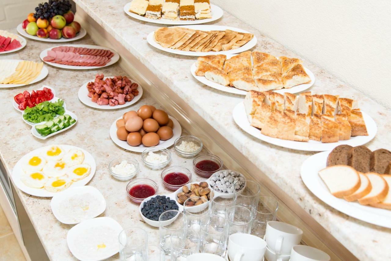Art Rakat Hotel Tashkent Luaran gambar