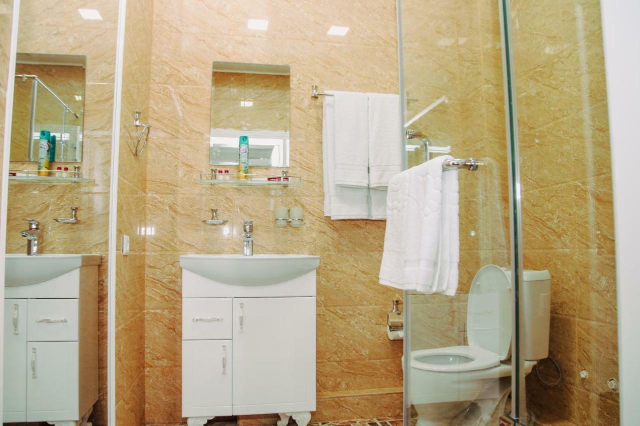 Art Rakat Hotel Tashkent Luaran gambar