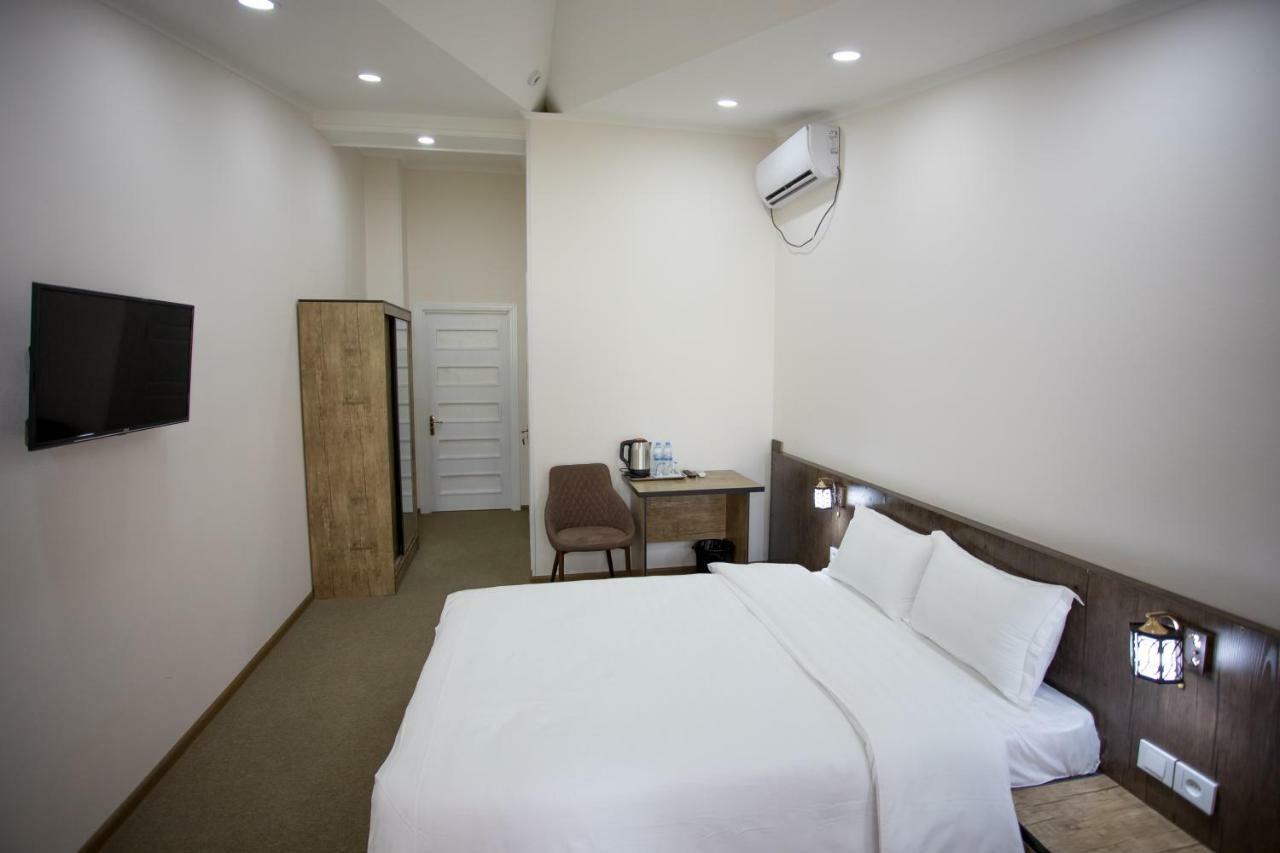 Art Rakat Hotel Tashkent Luaran gambar