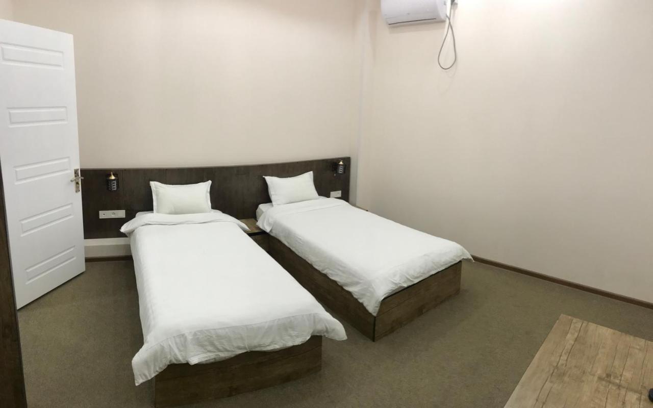 Art Rakat Hotel Tashkent Luaran gambar